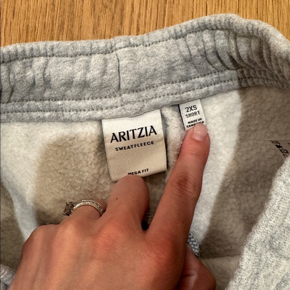Aritzia Cozy Sweatfleece Mega Straight™ Sweatpant - Picture 5 of 7